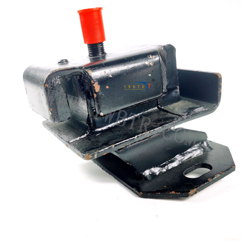 4HF1 ENGINE MOUNTING USE FOR ISUZU NPR ENGINE 8971